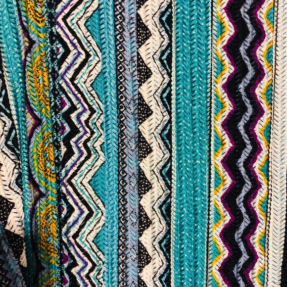 Alberto Makali Top Colorful and Cute - Picture 4 of 4